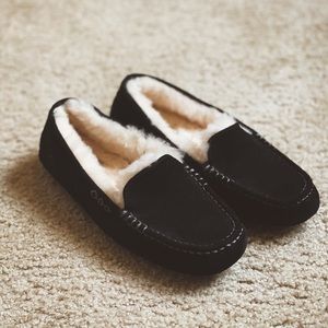 UGG Moccasins BRAND NEW